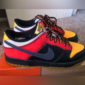 Nike dunk low premium (Sertig Pack)